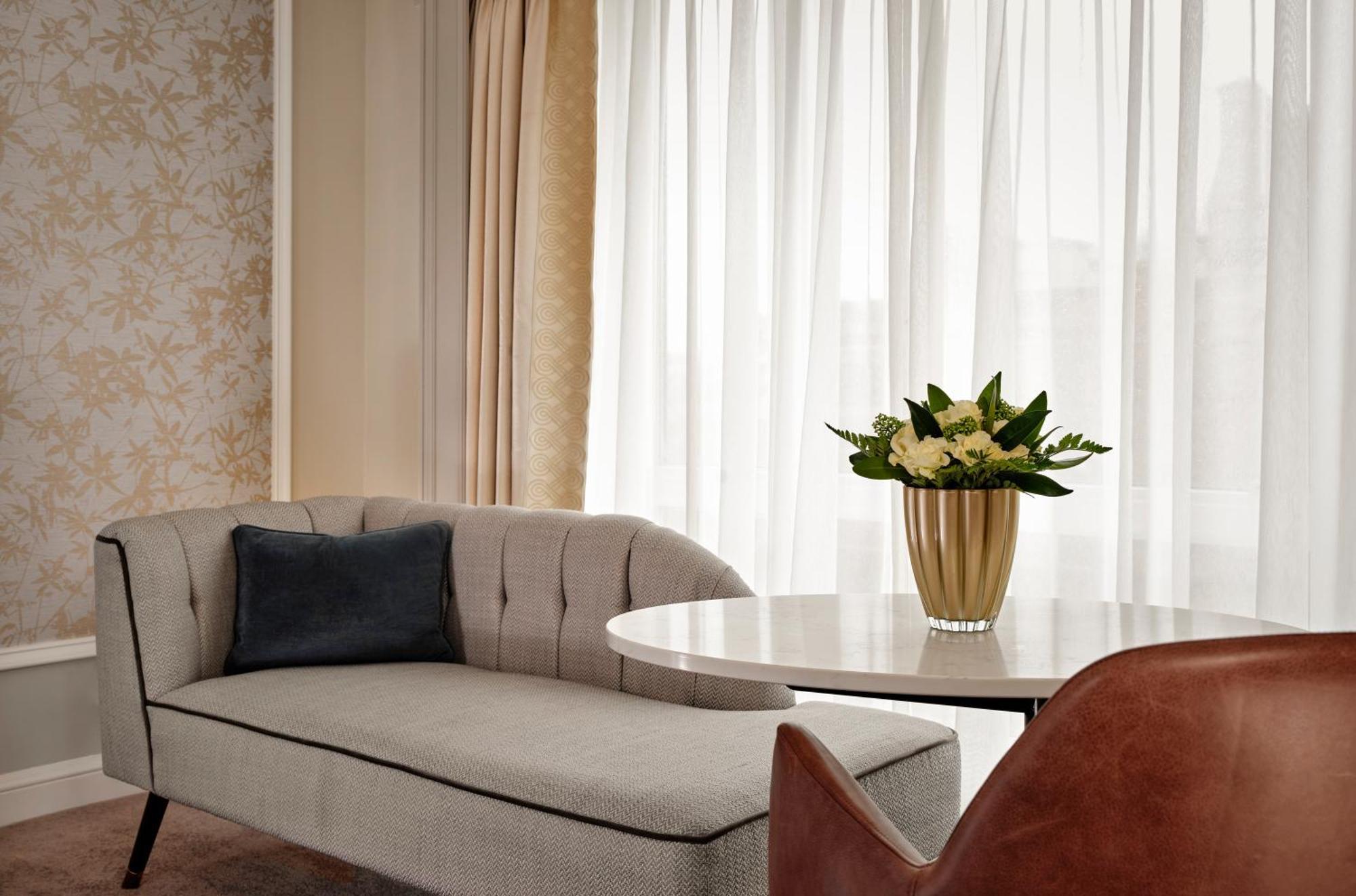The College Green Dublin Hotel, Autograph Collection Exteriér fotografie
